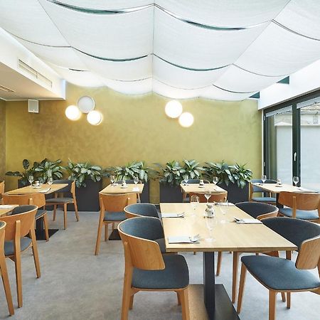 Fine Restaurant & Apartments Malacky Buitenkant foto